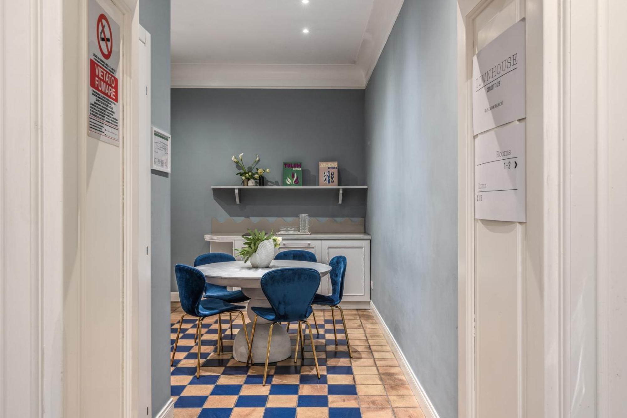 Townhouse Condotti 29 Rzym Zewnętrze zdjęcie